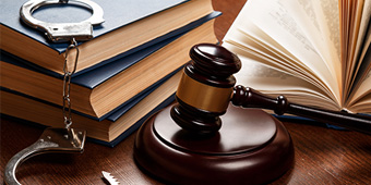 刑事案件如何快速审理？