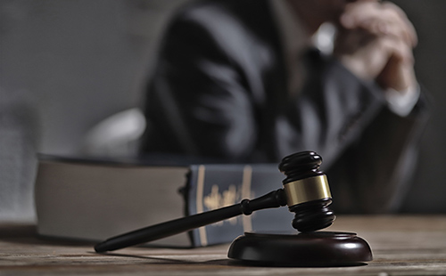 刑事辩护律师怎么委托？(图1)