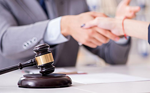 哪里请刑事辩护律师？(图1)