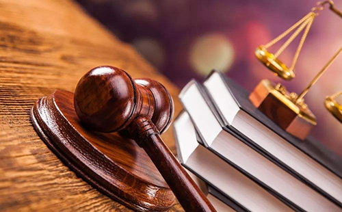 职务侵占300万判几年？全部退赃还坐牢吗